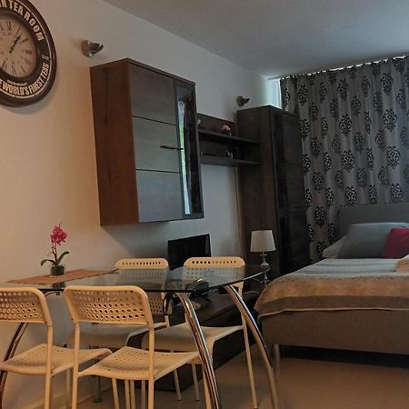 Апартаменты Cherry Apartament W Scislym Centrum Варшава Экстерьер фото